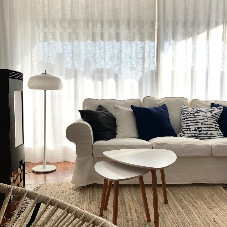 Casa Blanca Beach Apartment โตโรเดมบาร์รา ภายนอก รูปภาพ