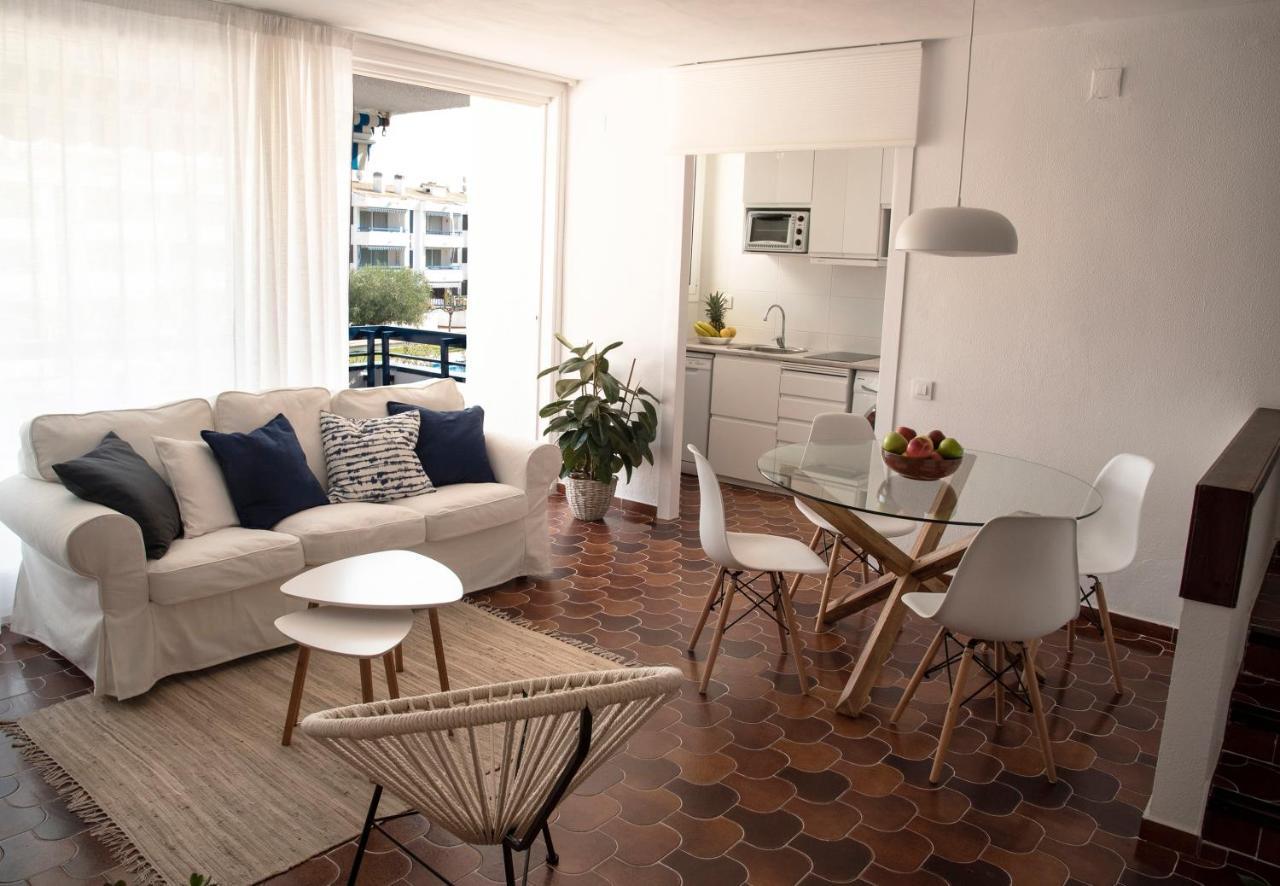 Casa Blanca Beach Apartment โตโรเดมบาร์รา ภายนอก รูปภาพ
